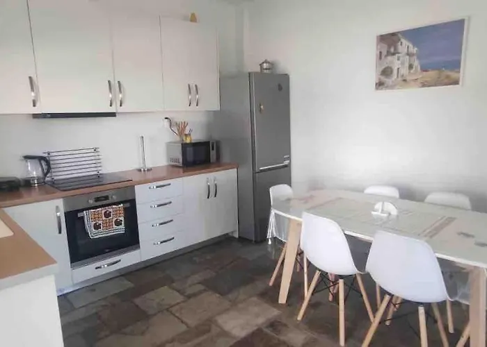 ομορφη εξοχικη κατοικια Apartamento